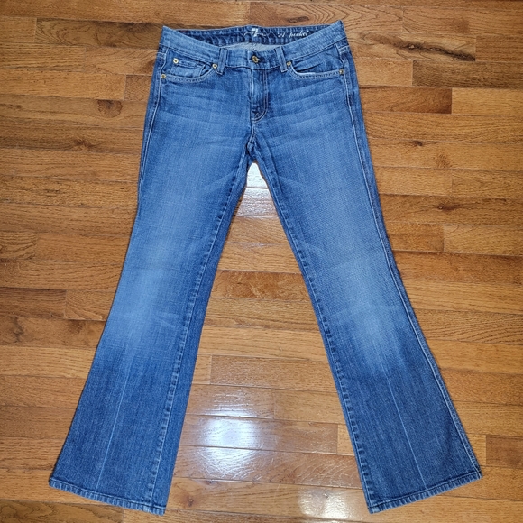 7 For All Mankind Size 29 'A' Pocket Flare Leg Jeans Women's - Picture 2 of 11